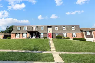 6655 Blossom Wood Dr, Florissant, MO 63033 - Photo 1