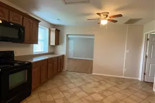 5466 Keller Rd, Saint Louis, MO 63128 - Photo 6