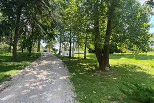 5466 Keller Rd, Saint Louis, MO 63128 - Photo 22