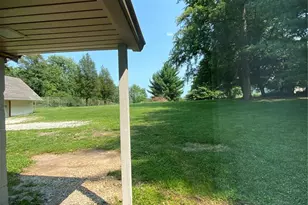 5466 Keller Rd, Saint Louis, MO 63128 - Photo 14