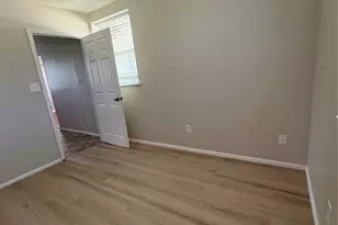 5466 Keller Rd, Saint Louis, MO 63128 - Photo 16