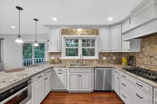 1821 Topping Rd, Saint Louis, MO 63131 - Photo 20