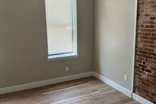 2400 S 11th St, Saint Louis, MO 63104 - Photo 14