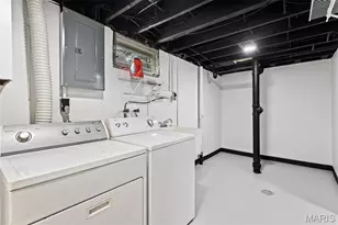 10826 Canter Way Dr, Saint Louis, MO 63114 - Photo 32