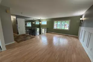 12264 Belwyn Dr, Maryland Heights, MO 63146 - Photo 4