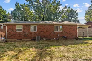 2007 Hungerford Dr, Florissant, MO 63031 - Photo 24
