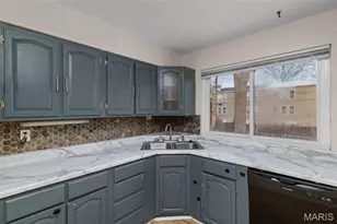 10044 Pepper Ln, Saint Louis, MO 63136 - Photo 12