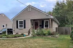 7708 Comfort Ave, Maplewood, MO 63143 - Photo 1