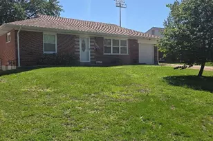 8446 Hampstead Dr, Affton, MO 63123 - Photo 26