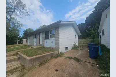 6140 Emerald Avenue, Saint Louis, MO 63135 - Photo 2