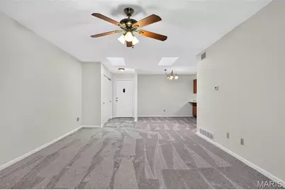 1440 Heritage Landing #304, Saint Charles, MO 63303 - Photo 12