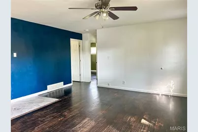 155 Martigney Drive, Saint Louis, MO 63129 - Photo 2