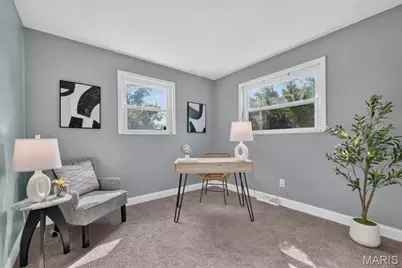 503 Holiday Avenue, Hazelwood, MO 63042 - Photo 22