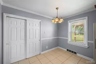 9305 Aster Ave, Affton, MO 63123 - Photo 14