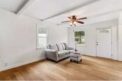 1355 Fairmount Court, Saint Louis, MO 63139 - Photo 8