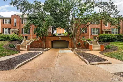 827 Westwood Drive #3E, Clayton, MO 63105 - Photo 1