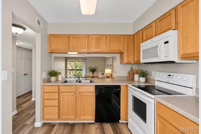 2020 Greenglen Drive, Saint Louis, MO 63122 - Photo 10