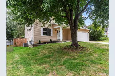 920 Blake Court, Saint Peters, MO 63376 - Photo 2