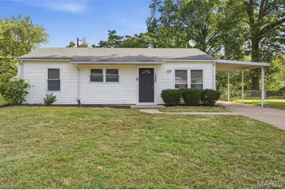 1329 Dominica Drive, Saint Louis, MO 63138 - Photo 1