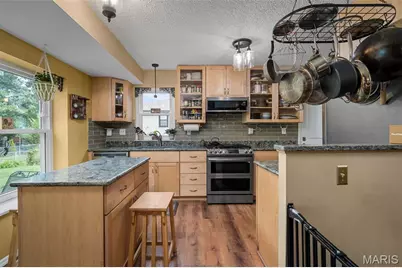 5535 Seagrave Court, Saint Louis, MO 63129 - Photo 10