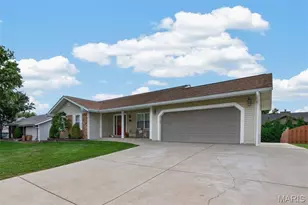 1630 Sundowner Dr, Saint Charles, MO 63303 - Photo 2