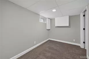 908 Des Peres Dr, Saint Louis, MO 63131 - Photo 32
