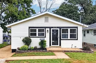 908 Des Peres Dr, Saint Louis, MO 63131 - Photo 2
