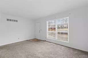 3555 High Dr, Saint Ann, MO 63074 - Photo 4