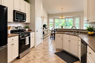 1656 Ivy Chase Ln, Fenton, MO 63026 - Photo 4