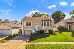 202 Kunze Dr, Saint Charles, MO 63303 - Photo 2