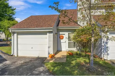 3630 Cypress Creek Drive, Florissant, MO 63031 - Photo 2