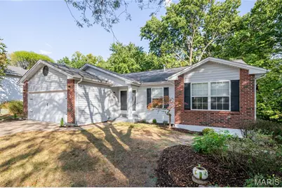 1298 Golden Gate Lane, Saint Peters, MO 63376 - Photo 2