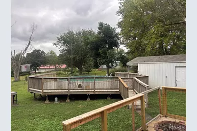120 Oakland Drive, Hannibal, MO 63401 - Photo 2