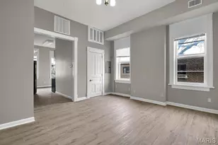 1301 Shenandoah Ave, Saint Louis, MO 63104 - Photo 6