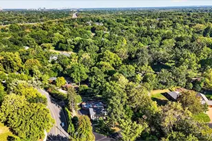 2 Woodoaks Trail, Ladue, MO 63124 - Photo 74