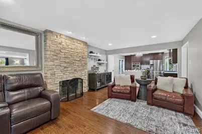 2 Woodoaks Trail, Ladue, MO 63124 - Photo 16