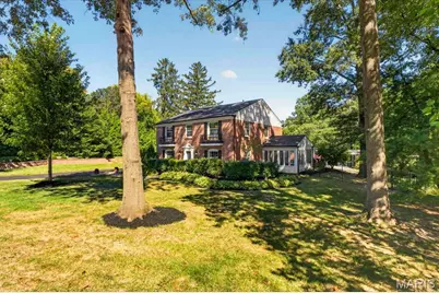 2 Woodoaks Trail, Ladue, MO 63124 - Photo 6
