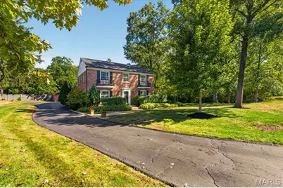 2 Woodoaks Trail, Ladue, MO 63124 - Photo 8