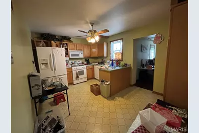 9439 Ridge Avenue, Saint Louis, MO 63114 - Photo 4