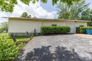 5340 Studer Ln, Saint Louis, MO 63128 - Photo 12