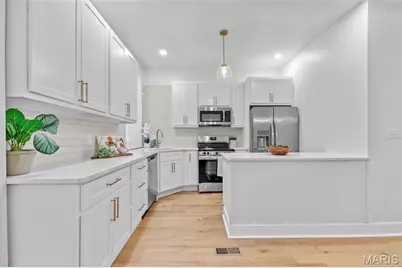 4452 Gibson Avenue, Saint Louis, MO 63110 - Photo 12