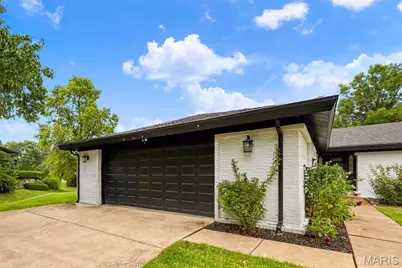 1018 Van Dyke Drive, Manchester, MO 63011 - Photo 4