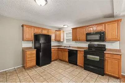 12995 Verwood Drive, Florissant, MO 63033 - Photo 6