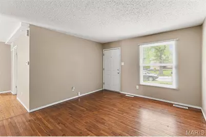 12995 Verwood Drive, Florissant, MO 63033 - Photo 2