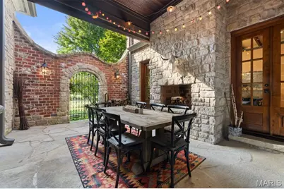 10 Ridgecreek, Town and Country, MO 63141 - Photo 6