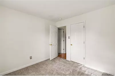 2467 Wesbay Drive, Maryland Heights, MO 63043 - Photo 14