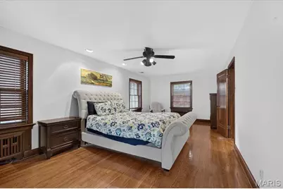7141 Lindell Boulevard, Saint Louis, MO 63130 - Photo 28