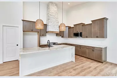 107 Wolf Den Court, Lake Saint Louis, MO 63367 - Photo 14