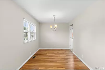 1411 Sherwood Forest Drive, Florissant, MO 63031 - Photo 8