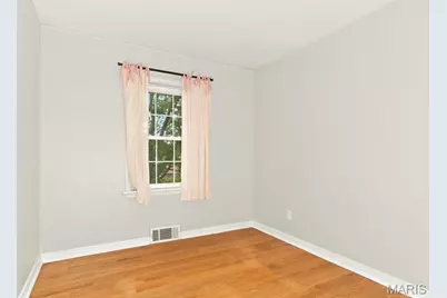 7080 S Villanova Drive, Affton, MO 63123 - Photo 18